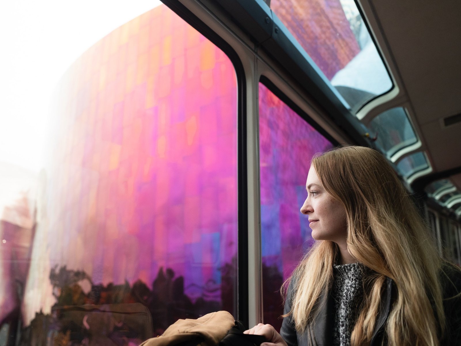Riding the Seattle Center Monorail past MoPOP