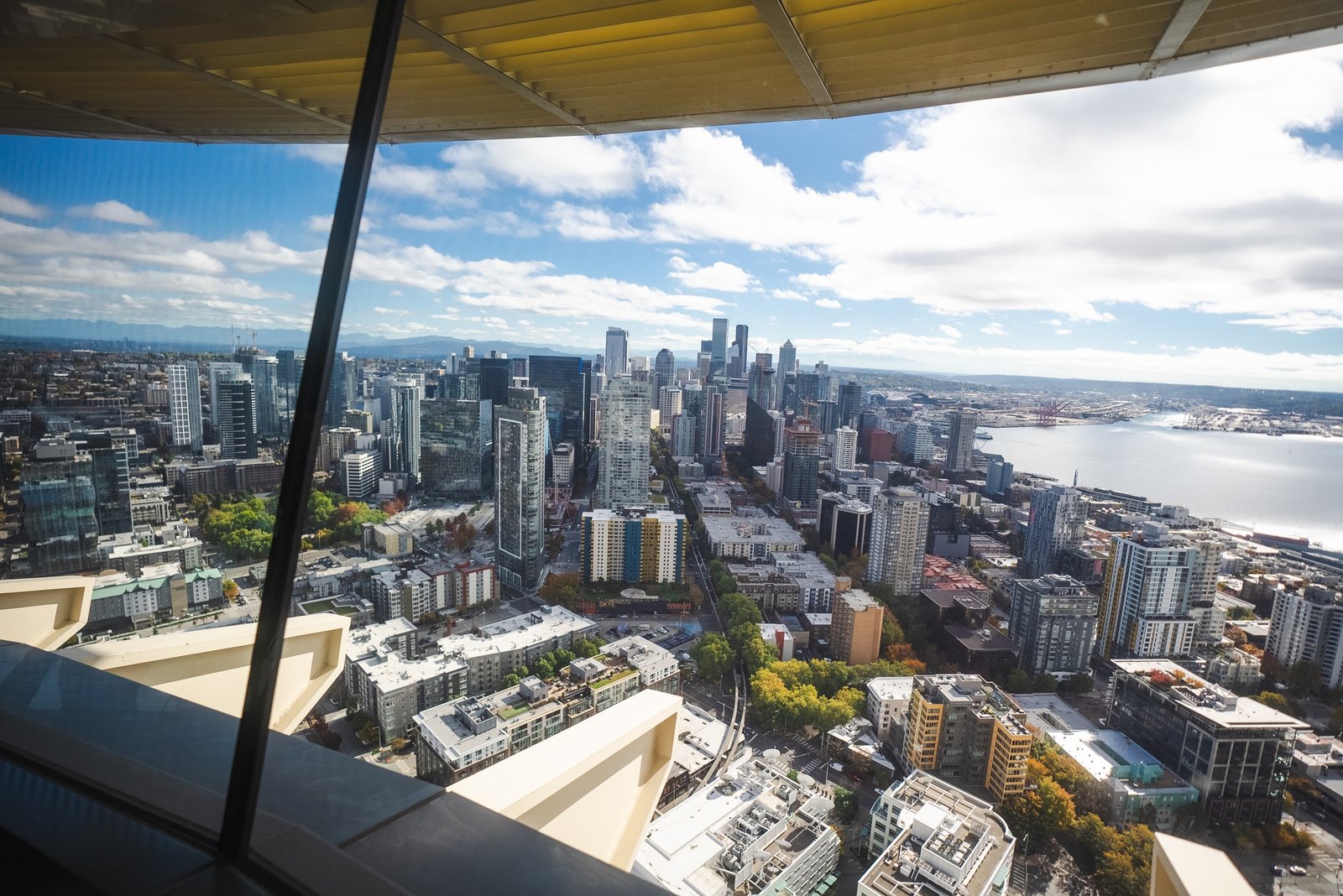 Seattle skyline and city waterfront